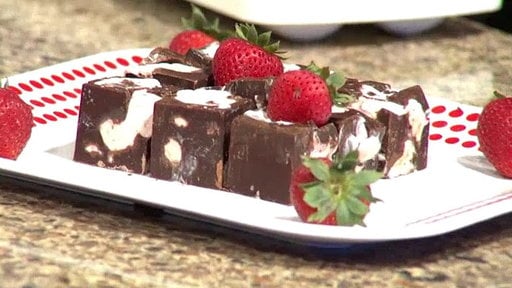 Healthy No Bake Cheesecake Recipe in Honor of National Cheesecake Day via The Daily Buzz!