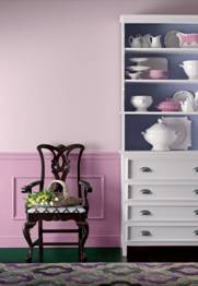 Gorgeous color blocked pink walls, and a lovely white hutch! These paint projects can be recreated with Valspar Reserve paint.