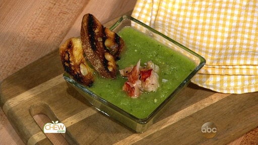Clinton Kelly and "Dallas" star Jesse Metcalfe prepare Clinton's green tomato gazpacho with grilled lobster recipe on "The Chew" on Monday, September 22nd.
