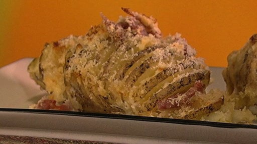 On the Tuesday, November 4th episode of "The Chew" chef Mario Batali shared his cheesy hasselback potatoes recipe, just in time for Thanksgiving dinner!
