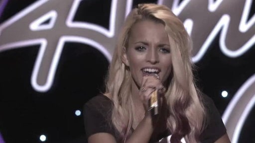 High school student Maddie Walker is ready to be your next American Idol!