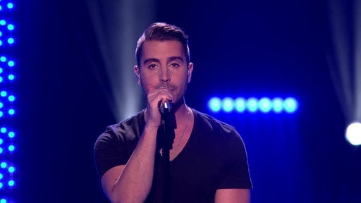 American Idol season 14 episode 27 Top 5: Nick Fradiani sings Rascal Flatts hit song "What Hurts the Most"!