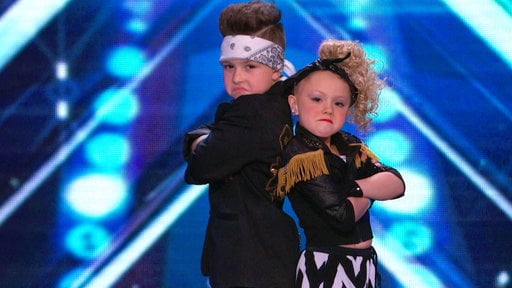 Watch America's Got Talent Season 10 Premiere Episode 1. The adorable Elin and Noah (ages five and 7) wow the judges and the audience by dancing to MC Hammer's classic "U Can't Touch This"!