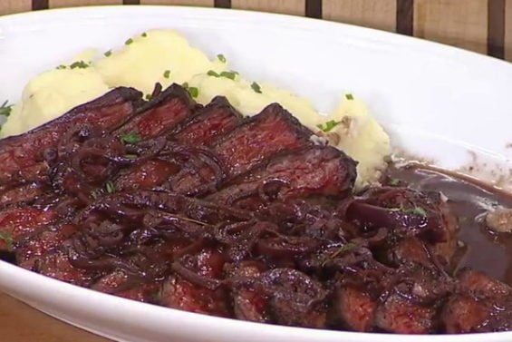 Watch Joel Gamoran, senior resident chef at Sur La Table show Kathie Lee Gifford and Hoda Kotb how to make delicious seared hanger steak with merlot mustard pan sauce
