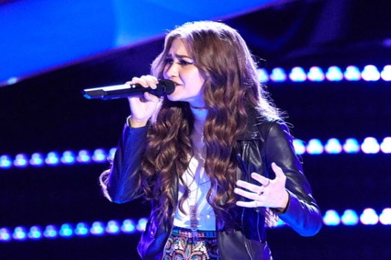 Watch The Voice Season 11 Episode 5 Blind Audition Videos. See 16 year old country singer Khaliya Kimberlie of Mescalero, New Mexico sing Kelsea Ballerini's hit song "Dibs" on Tuesday, September 27, 2016. Blake Shelton and Miley Cyrus both turned around for her, but ultimately she chose Miley Cyrus as her coach. Congrats Team Miley!