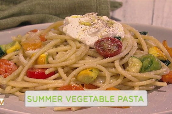 Watch Clinton Kelly and Regina Hall of the new film "When The Bough Breaks" make a delicious summer vegetable pasta dish on "The Chew" on Thursday, September 8, 2016!