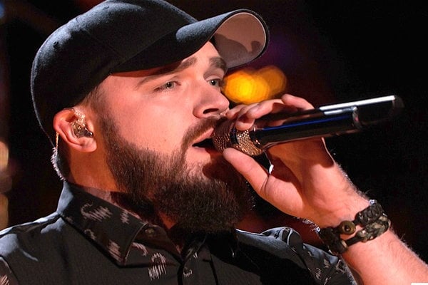 Watch The Voice Season 11 Episode 19 Live Top 11 Performances Videos: See Team Adam Levine's Josh Gallagher cover country singer Brett Eldredge's hit song "Drunk On Your Love"! It was fantastic.