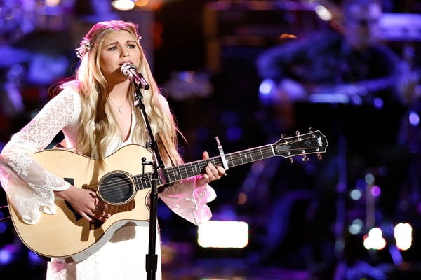 Watch The Voice Season 12 Episode 18 Live Playoffs Night 2 Videos: Tuesday, April 18, 2017. See talented 15 year old country singer Brennley Brown perform "Fly" by Maddie & Tae this evening. Be sure to watch the video above to see her amazing performance!