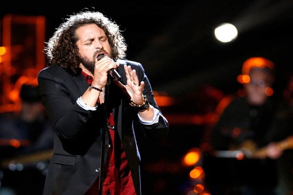 Watch The Voice Season 12 Episode 18 Live Playoffs Night 2 Videos: Tuesday, April 18, 2017. See the talented Johnny Hayes of Team Adam Levine rock the Voice stage with his amazing cover of "Ain't Too Proud to Beg" by the Rolling Stones earlier this evening. It was phenomenal!