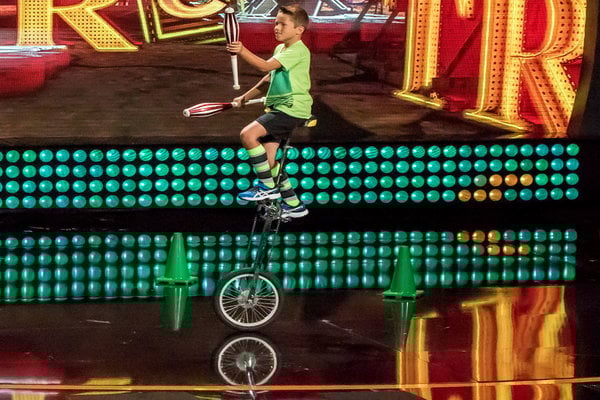 Watch Little Big Shots Season 2 Episode 10 Memory Lane Videos: Sunday, May 14, 2017. Meet 10 year old Nash Abrahams of Michigan. He's a talented juggler and unicyclist! He and his parents perform around the world. Nash is amazing! His dad rode a unicycle that is 115 feet tall (the tallest unicycle ever ridden).