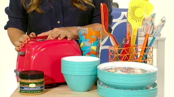 BRIGHT TOASTER RETAILS FOR $15