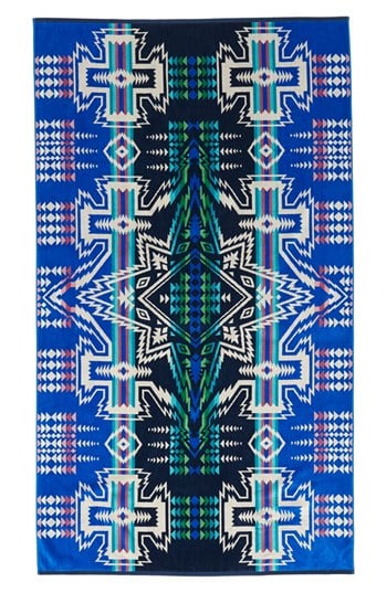 Pendleton Jacquard Spa Towel in North Star. Nordstrom