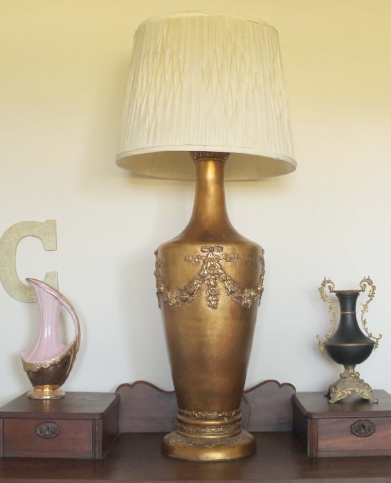 Closeup of my favorite "glam" pieces against the Valspar Reserve Churchill Hotel Ecru paint!