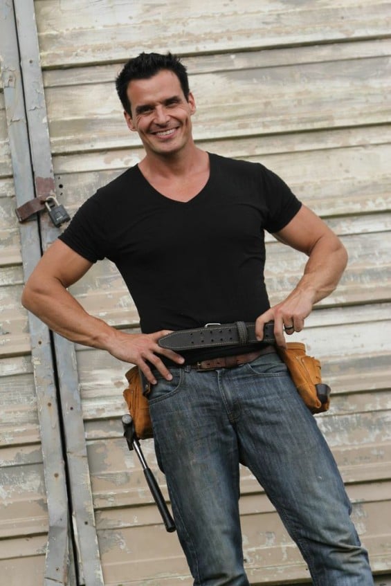 Don't forget to tune into "Fix It & Finish It" to catch Antonio Sabato, Jr. hard at work remodeling homes! Credit photos: Courtesy of Bellum Entertainment/photographer Andrew Doyle