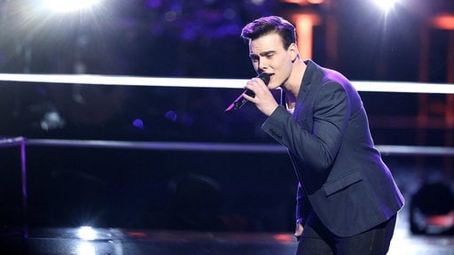 The Voice season 8 episode 10: Clinton Washington performs country crooner Hunter Hayes hit song "Wanted" in front of Christina Aguilera, Pharrell Williams, Adam Levine, Blake Shelton.