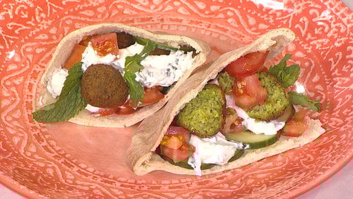 Watch cookbook author, Aarti Sequeira show Kathie Lee Gifford and Hoda Kotb how to make healthy and delicious gluten free pea-lafels (falafels) on the Tuesday, August 18th, 2015 episode of the Today show.