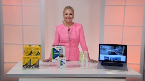 Emmy Award-winning journalist Raina Seitel joined Candace Rose for an interview to dish on her top four must haves for transitioning back to fall.