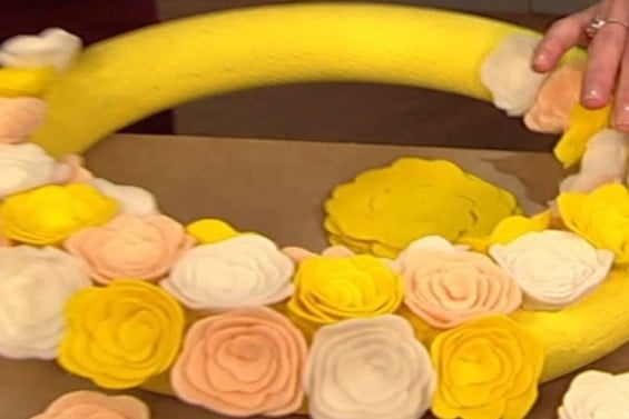 Watch my favorite craft guru Clinton Kelly make a DIY felt rosette wreath on the Wednesday, February 24, 2016 episode of "The Chew."