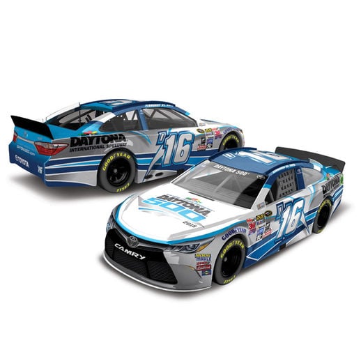 ACTION RACING DENNY HAMLIN 2016 DAYTONA 500 CHAMPION 1:24 PLATINUM DIE-CAST CAR