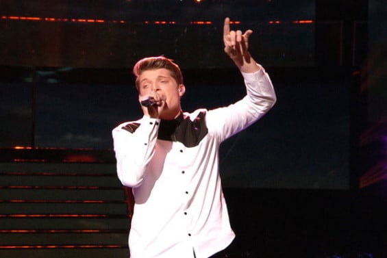 Watch The Voice Season 10 Episode 17 Live Top 12 Performances: See Pharrell Williams comeback star Daniel Passino perform Michael Jackson's hit song "Human Nature" on Monday, April 18, 2016.