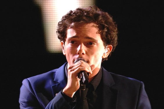 Watch The Voice Season 10 Episode 17 Live Top 12 Performances: See singer-songwriter Owen Danoff of Team Adam Levine perform "7 Years" on the Monday, April 18, 2016 episode of "The Voice!" Loved his performance. This is such a beautiful song and wow, Owen was definitely one of the best of the night.