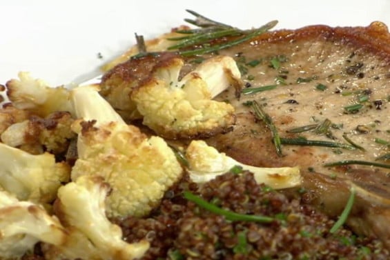 Watch Al Roker make easy and delicious pork chops with quinoa on the Friday, April 22, 2016 episode of the Today show.
