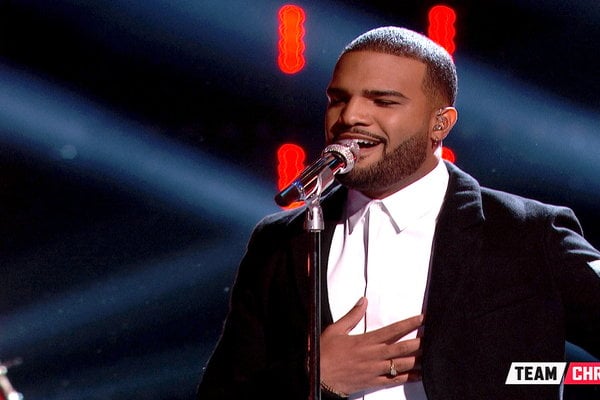 Watch The Voice Season 10 Live Top 9 Performances Episode 23: See the talented Bryan Bautista of Team Christina Aguilera perform Beyonce's hit song "1+1" for the crowd! Didn't you just love his rendition of this song?