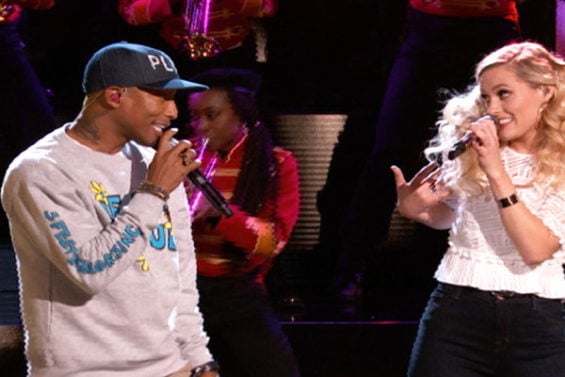 Watch The Voice Season 10 Live Finale, Part 1 Episode 27: See Hannah Huston and Pharrell Williams perform "Brand New" (Pharrell's hit duet with Justin Timberlake).