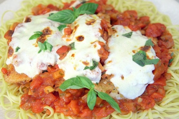 Watch Natalie Morales learn how to make fresh mozzarella in Hoboken, New Jersey and see her make delicious chicken parmesan with veggies and fresh mozzarella during this "At Home With Natalie" segment which aired on the Today show on Thursday, May 19, 2016.