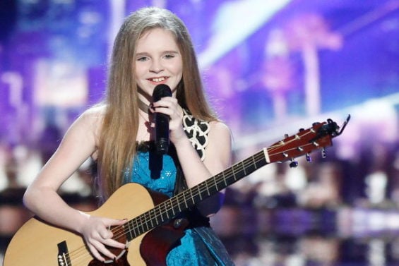 Watch America's Got Talent Season 11 Episode 9, Judge Cuts, Night Two Videos: See 12 year old Kadie Lynn of Kemp, Texas perform Miranda Lambert's hit song "Mama's Broken Heart" for the judges and her idol Reba McEntire on the Wednesday, July 13, 2016 episode of AGT! They all loved her, especially Simon Cowell who said even though there are seven spots available, he is going to fight for her. If you're a country music fan, you're going to love her rendition of this great song by Ms. Miranda.