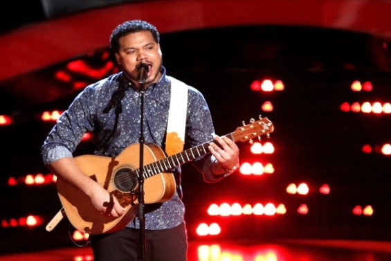 Watch The Voice Season 11 Episode 3 Blind Audition Videos: Tuesday, September 20, 2016. See 26 year old professional musician Ethan Tucker of Olympia, Washington perform "Roxanne" by the Police. Did you see that he takes care of his 85 year old grandmother? LOVE that! Adam Levine and Blake Shelton both turned around for him, but ultimately he chose Blake Shelton as his coach. Congrats to Team Blake (and Gwen!). :)