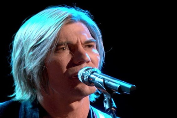 Watch The Voice Season 11 Episode 17 Live Top 12 Performances Video: See talented country/rock singer Austin Allsup of Team Blake Shelton sing Aretha Franklin's hit song "Do Right Woman, Do Right Man" on the Voice stage on Monday, November 14th! He was amazing. Don't forget to watch the video!