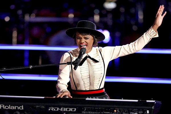 Watch The Voice Season 12 Episode 15 Knockouts Night 3 Videos: Monday, April 10, 2017. See Vanessa Ferguson of Team Alicia Keys rock the stage with "If I Were Your Woman" during her knockout performance! It was amazing. Be sure to watch the video below to see her phenomenal performance below! Congrats to Vanessa on winning this round! This talented artist is now headed to the live playoffs.