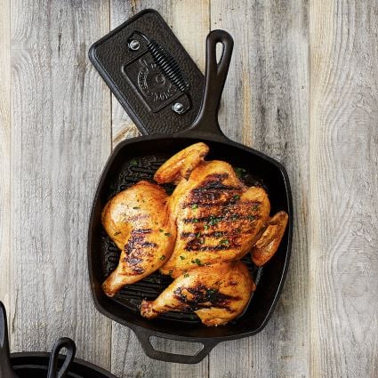 Lodge Square Grill Skillet, 10½" Cast Iron sur la table the american sale 60% off
