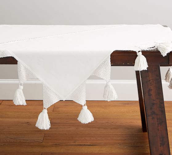 THE EMILY & MERITT MACRAME TABLE THROW emily & meritt for Pottery Barn collection