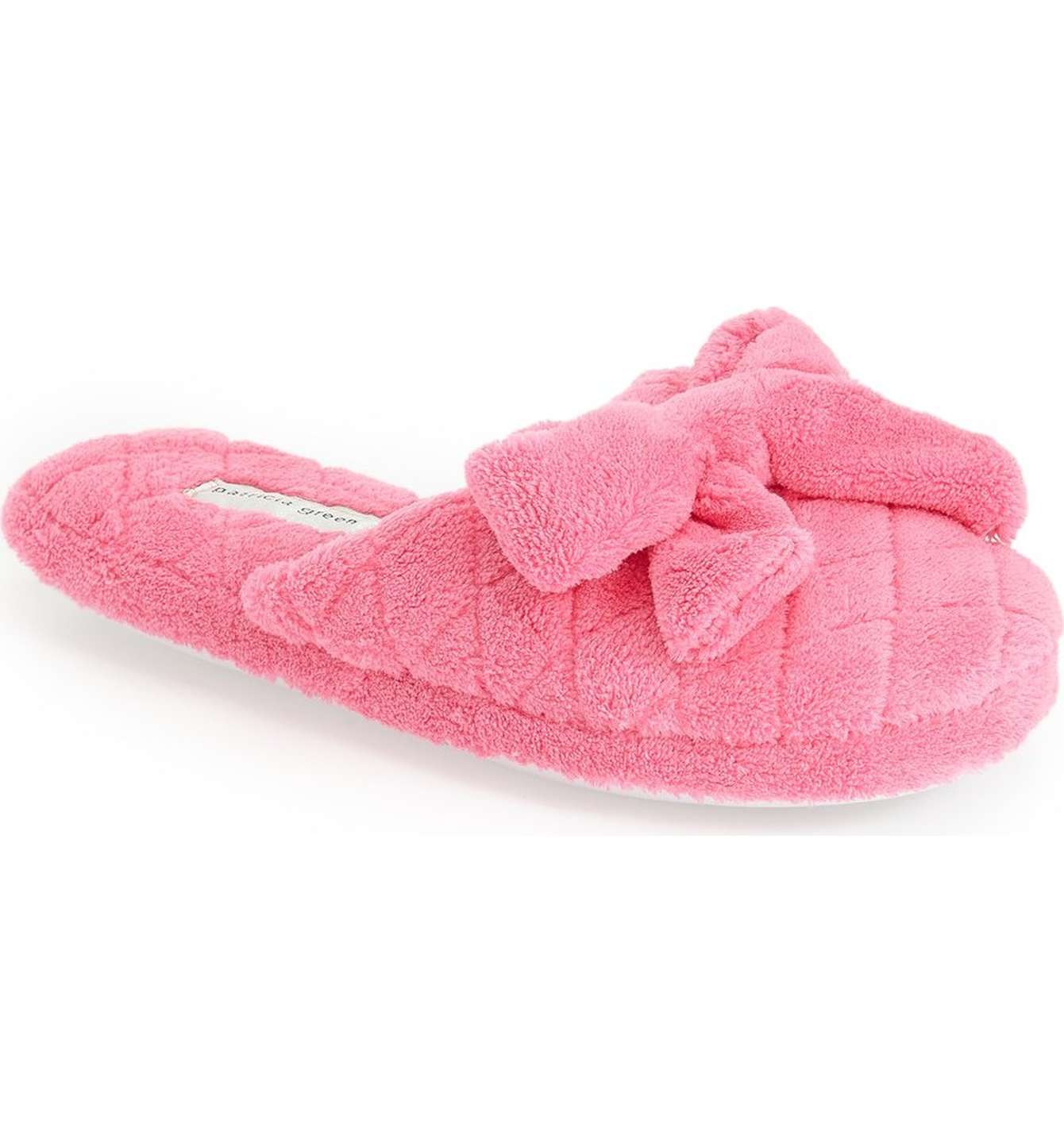 Trendy Slippers For Women That Make Great Holiday Gifts!