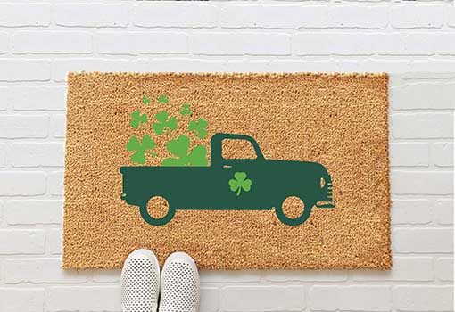 JamesonDesignCompany Farmhouse Clover Door Mat Green st patricks day doormats