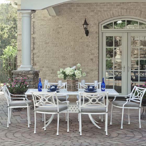 The Best White Outdoor Dining Tables For Your Patio Can Anderson The Best White Outdoor Dining Tables, White Metal Outdoor Dining Table