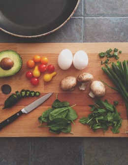 Healthy and delicious fresh vegetables and eggs make up a portion of Harley Pasternak's Five Factor Diet. Image courtesy of Photo by Katie Smith on Unsplash
