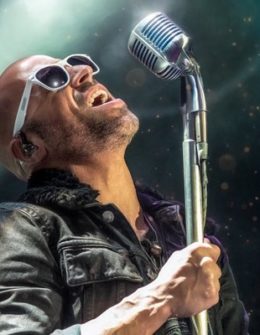 "American Idol" alum, Chris Daughtry of the rock band Daughtry joined journalist and blogger, Candace Rose Anderson of the website Candie Anderson to dish on their new album "Break The Spell", how they're spending the holidays, their free Facebook concert and upcoming tour. Image courtesy of Twitter.