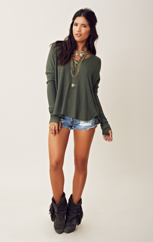 Feel The Piece Robin Thermal in Army Green. Planet Blue