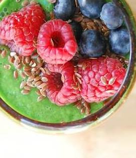 Recipe Avocado, Mango & Berries Smoothie