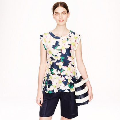  Sleeveless drapey top in cove floral Sleeveless drapey top in dark cove floral Sleeveless drapey top in cove floral PRODUCT DETAILS Inspired by a classic tomboy tank but much chicer, thanks to the clean lines, drapey slub silk and a punchy graphic floral. Body length: 27". Silk. Cap sleeves. Dry clean. Import. SLEEVELESS DRAPEY TOP IN COVE FLORAL item a7398