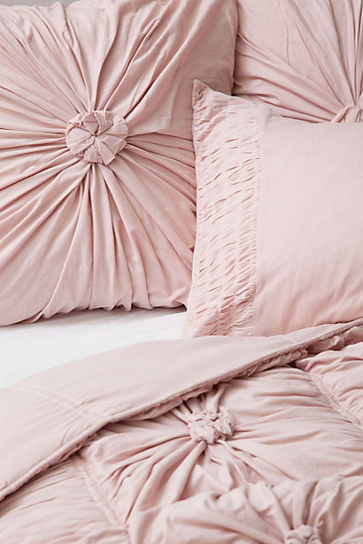 Lazybones Rosette Quilt in Tuscan Pink