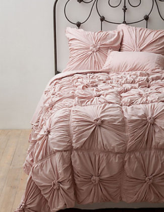 Lazbyones Rosette Quilt in Tuscan Pink. Anthropologie Bedding