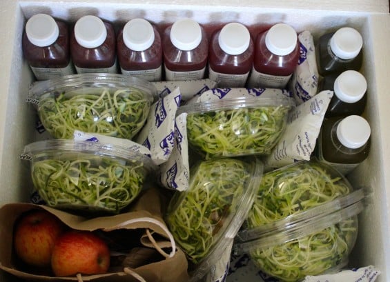My Urban Remedy Metabolism Kit with delicious juices, raw zucchini pasta, apples, no oatmeal cookies and more!