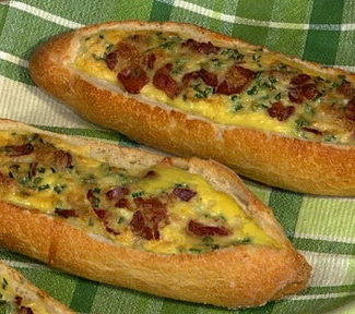 Learn how to make "The Chew" co-host Clinton Kelly's bacon, cheese and egg boats for your weekend brunch
