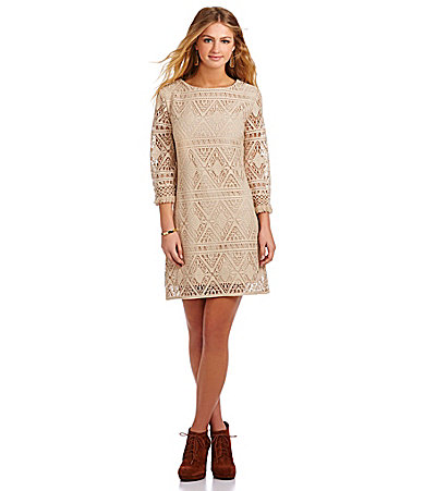 Jodi Kristopher 3/4 Bell Sleeve Lace Dress in Dark Natural