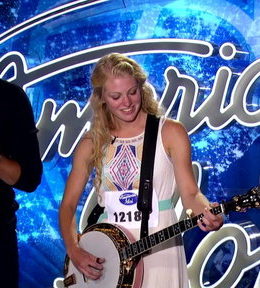 American Idol Season 14, episode 3. Harry Connick, Jr., Ellen Petersen and Keith Urban sing "The Beverly Hillbillies" theme song - banjo and all!