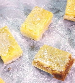 Learn how to make the delicious lightened up lemon squares that Clinton Kelly and actress Angela Bassett prepared on the Thursday, January 15th episode of "The Chew"!